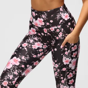 Blossom Noir Capri