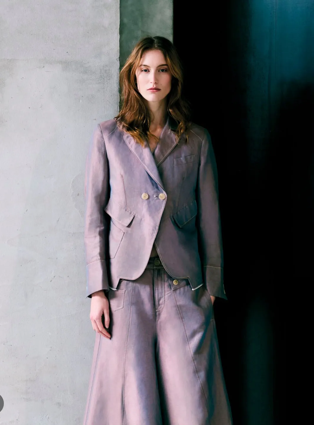 HIGH Everyday Couture Exclamation Blazer in Navy