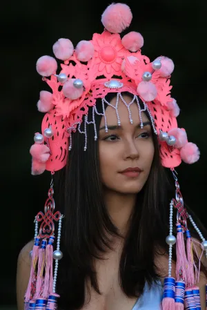 In Praise Of Love Iii  Headpiece Sample