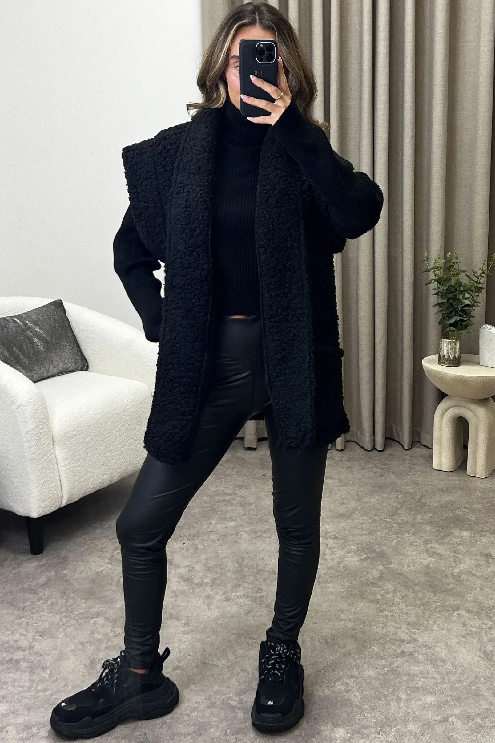 Myleen Black Teddy Faux Fur Gilet