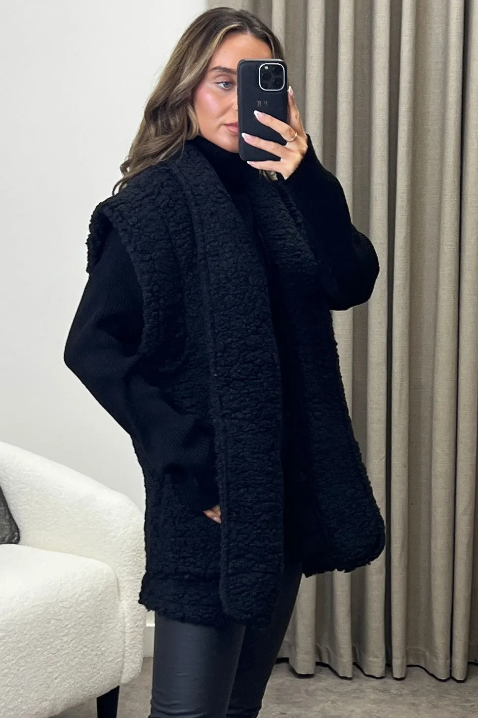 Myleen Black Teddy Faux Fur Gilet