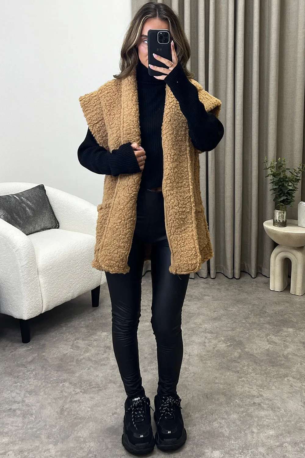 Myleen Dark Beige Teddy Faux Fur Gilet