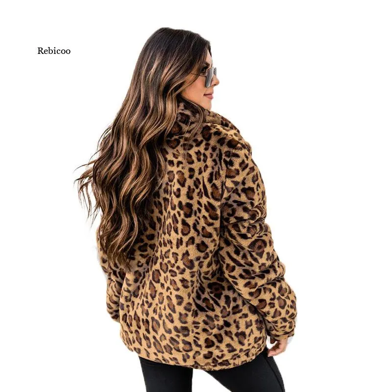 Turn-Down Collar Faux Fur Leopard Printed Jacket